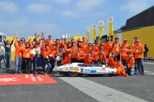 Photo de groupe de l'Eco Motion team 2013.