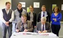 P. Mutzenhardt (Psdt UL) / S. Chagnard (Directeur régional DRAAF) Et, de gauche à droite : Florent Flamion (Chef de pôle SRFD DRAAF Grand Est), Stéphane creusot (DFOIP-UL),Véronique Chloup (SD OIP-UL), Max Louette (Chef SRFD DRAAF Grand Est), Lina Melillo (Déléguée régionale adjointe ONISEP Grand Est) 