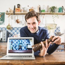 Portrait de Clément Stempert, Youtuber - IAE Metz 30 ans Portrait de Clément Stempert, Youtuber - IAE Metz 30 ans