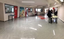 Vue de l'exposition au rez-de-chaussée (Iere partie de l'exposition) Vue de l'exposition (partie située au rez-de-chaussée de la BUST)