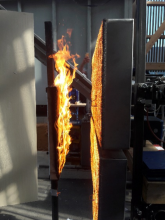 Inflammation du panneau bois