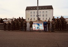 Phographie de la Préparation Militaire Leadership (PML) - février 2025 (source : Service communication du 53ème Régiment de Transmission) Image de la place d'armes du 53ème régiment de transmission