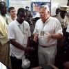 Visite du ministre de l'enseignement supérieur et de la recherche au laboratoire du Dr Magatte