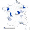 Dans le Nord, en Ille-et-Vilaine, Meurthe-et-Moselle, Deux-Sèvres, Nièvre, Côte-d’Or, Gironde, Rhône et dans les Bouches-du-Rhône, notamment, des territoires sont d’ores et déjà prêts à entrer en expérimentation. http://www.courrierdesmaires.fr/62790/territoires-zero-chomeur-longue-duree-les-elus-impatients-avant-la-publication-des-decrets/