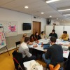Equipe en phase de créativité