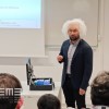 Le grand professeur et chercheur Léo Thiercelin fustige ses mauvais élèves.