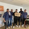 Remise d'ordinateur par la Fondation Boulanger à un étudiant Remise d'ordinateur par la Fondation Boulanger à un étudiant
