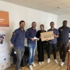 Remise d'ordinateur par la Fondation Boulanger à une étudiante Remise d'ordinateur par la Fondation Boulanger à une étudiante